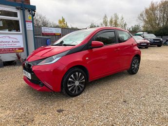 Toyota AYGO 1.0 VVT-i x-play Euro 5 5dr Euro 5