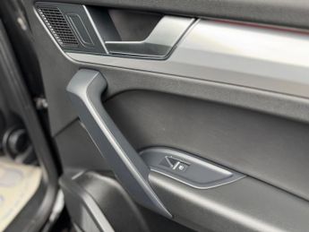 Audi Q5 2.0 TDI 40 Sport Sportback S Tronic quattro Euro 6 (s/s) 5dr