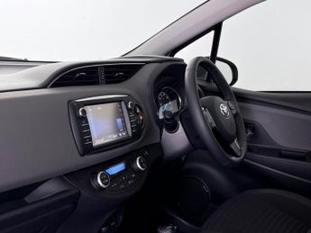 Toyota Yaris 1.5 VVT-h Icon E-CVT Euro 6 (s/s) 5dr