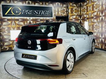 Volkswagen ID.3 Pro Performance 58kWh Life Auto 5dr