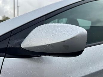 Hyundai i30 1.6 Active Auto Euro 5 5dr