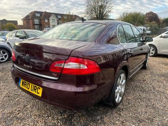 Skoda Superb 2.0 TDI Elegance DSG Euro 4 5dr