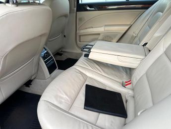 Skoda Superb 2.0 TDI Elegance DSG Euro 4 5dr