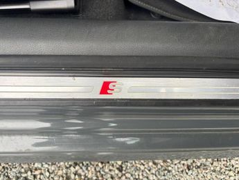 Audi A3 1.6 TDI S line Sportback S Tronic Euro 6 (s/s) 5dr