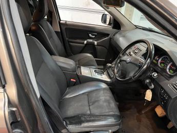 Volvo XC90 2.4 D5 Active Geartronic AWD 5dr