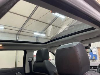 Land Rover Range Rover Evoque 2.0 TD4 SE Tech Auto 4WD Euro 6 (s/s) 5dr