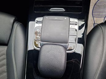 Mercedes-Benz A Class 1.5 A180d SE (Executive) 7G-DCT Euro 6 (s/s) 5dr