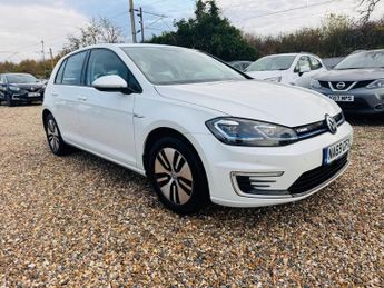 Volkswagen e-Golf 35.8kWh e-Golf Auto 5dr
