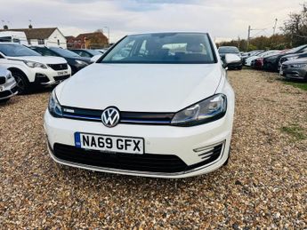 Volkswagen e-Golf 35.8kWh e-Golf Auto 5dr