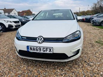Volkswagen e-Golf 35.8kWh e-Golf Auto 5dr