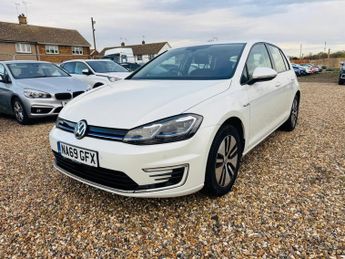 Volkswagen e-Golf 35.8kWh e-Golf Auto 5dr