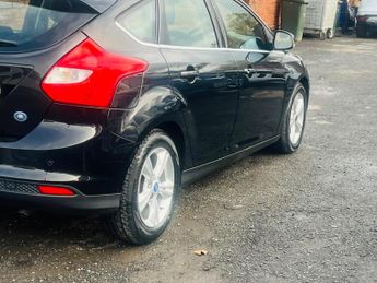 Ford Focus 1.6 Zetec Powershift Euro 5 5dr