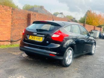Ford Focus 1.6 Zetec Powershift Euro 5 5dr