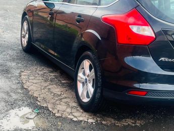 Ford Focus 1.6 Zetec Powershift Euro 5 5dr