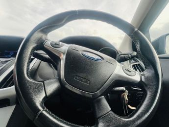 Ford Focus 1.6 Zetec Powershift Euro 5 5dr