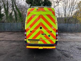 Mercedes-Benz Sprinter 3.0 V6 519 CDI 8 SEATER CREW CAB