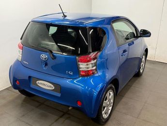 TOYOTA IQ 1.0 VVT-i Hatchback 3dr Petrol Multidrive Euro 5 (68 ps) 12 MONT