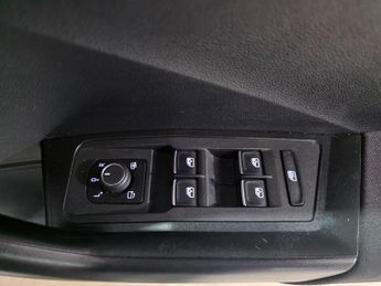 Volkswagen T-Roc 1.5 TSI EVO SE DSG Euro 6 (s/s) 5dr