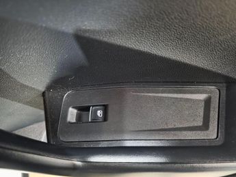 Volkswagen T-Roc 1.5 TSI EVO SE DSG Euro 6 (s/s) 5dr