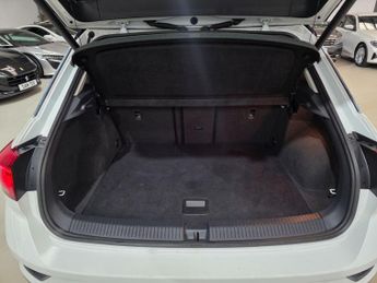 Volkswagen T-Roc 1.5 TSI EVO SE DSG Euro 6 (s/s) 5dr