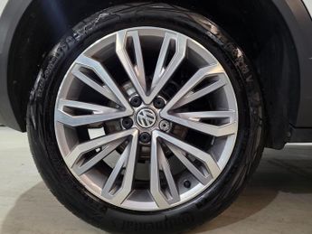 Volkswagen T-Roc 1.5 TSI EVO SE DSG Euro 6 (s/s) 5dr