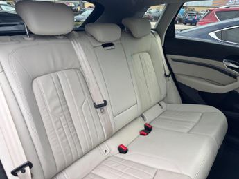 Audi e-tron 55 Auto quattro 5dr 95kWh
