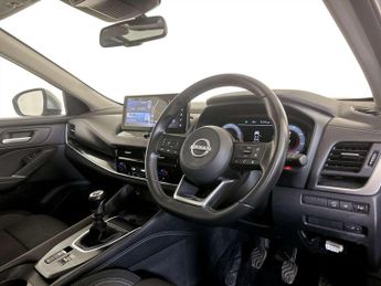 Nissan Qashqai 1.3 DIG-T MHEV N-Connecta Euro 6 (s/s) 5dr