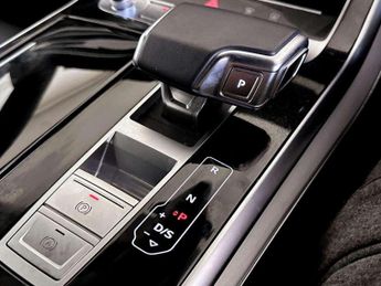 Audi Q8 3.0 TFSI V6 55 S line Tiptronic quattro Euro 6 (s/s) 5dr