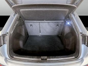 Audi Q4 e-tron 40 S line Auto 5dr 82kWh