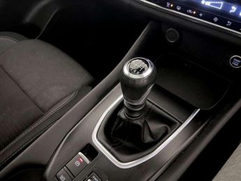 Nissan Qashqai 1.3 DIG-T MHEV N-Connecta Euro 6 (s/s) 5dr