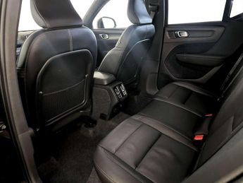 Volvo XC40 1.5 T3 R-Design Euro 6 (s/s) 5dr