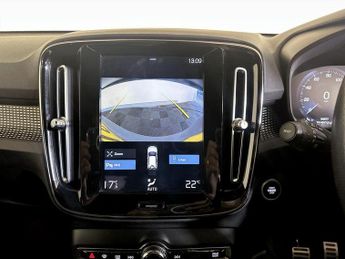Volvo XC40 1.5 T3 R-Design Euro 6 (s/s) 5dr