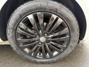 Vauxhall Corsa 1.2 16V Excite Hatchback 5dr Petrol Easytronic Euro 5 (A/C) (85 