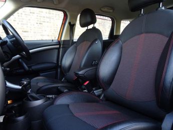 MINI Countryman 1.6 Cooper Auto Euro 5 5dr