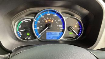 Toyota Yaris 1.5 VVT-h Sport E-CVT Euro 6 5dr