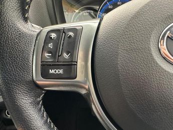 Toyota Yaris 1.5 VVT-h Sport E-CVT Euro 6 5dr
