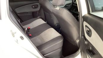 Toyota Yaris 1.5 VVT-h Sport E-CVT Euro 6 5dr