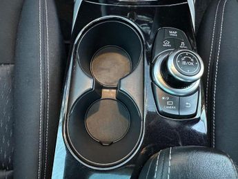 Infiniti Q30 2.2d Premium DCT Euro 6 (s/s) 5dr