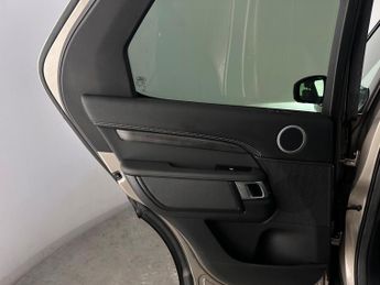 Land Rover Discovery 3.0 D300 MHEV R-Dynamic SE Auto 4WD Euro 6 (s/s) 5dr