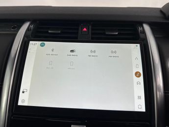 Land Rover Discovery 3.0 D300 MHEV R-Dynamic SE Auto 4WD Euro 6 (s/s) 5dr