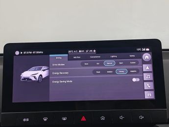 MG MG4 64kWh Trophy Long Range Auto 5dr