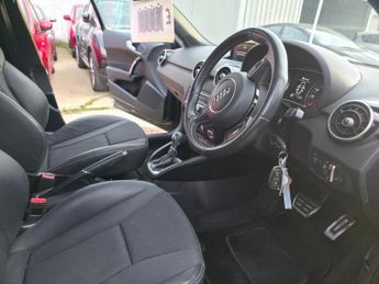 Audi A1 1.4 TFSI CoD S line Sportback S Tronic Euro 6 (s/s) 5dr