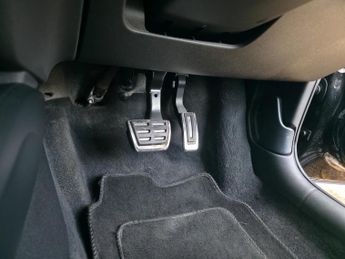 Audi A1 1.4 TFSI CoD S line Sportback S Tronic Euro 6 (s/s) 5dr