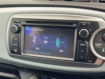 Toyota Yaris 1.5 VVT-h T Spirit CVT Euro 5 5dr