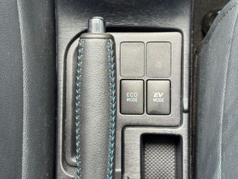 Toyota Yaris 1.5 VVT-h T Spirit CVT Euro 5 5dr