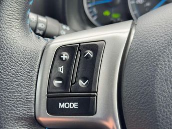 Toyota Yaris 1.5 VVT-h T Spirit CVT Euro 5 5dr