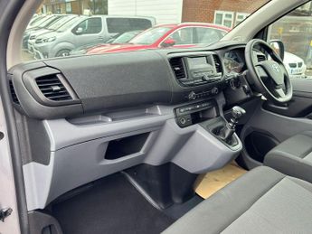 Toyota PROACE Verso 1.5D Medium MPV MWB Euro 6 (s/s) 6dr (9 Seat)