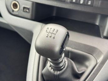 Toyota PROACE Verso 1.5D Medium MPV MWB Euro 6 (s/s) 6dr (9 Seat)