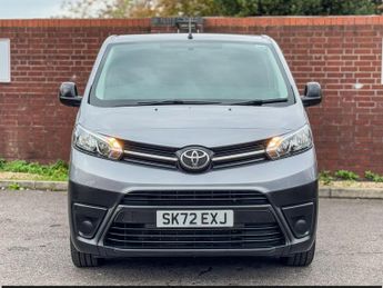 Toyota PROACE Verso 1.5D Medium MPV MWB Euro 6 (s/s) 6dr (9 Seat)