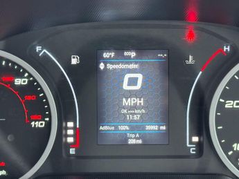 Iveco Daily 2.3D HPI 14V 35S 3520 HiMatic MWB H2 Euro 6 (s/s) 5dr